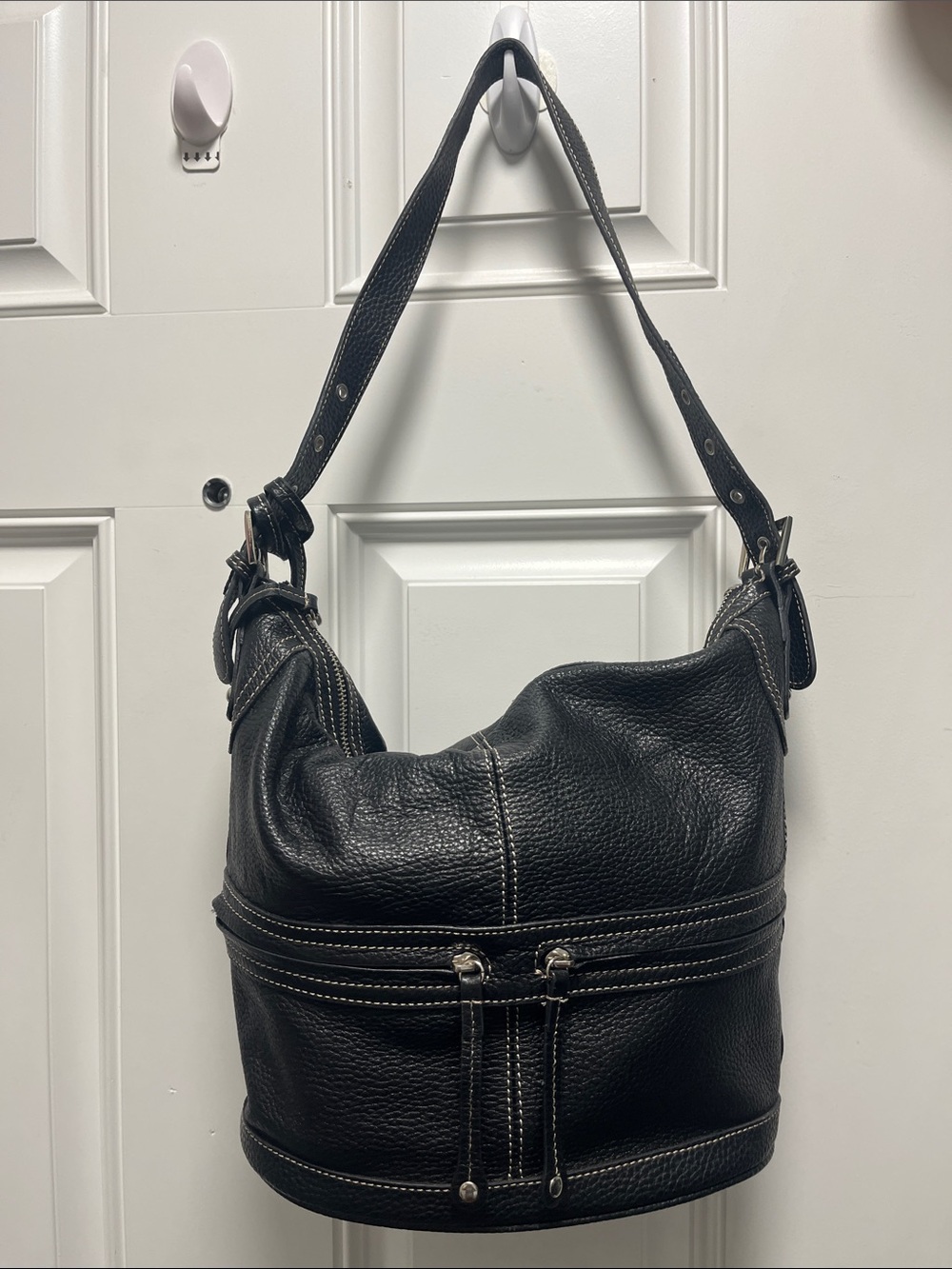 Maxx New York Black Leather Bucket Shoulder Bag